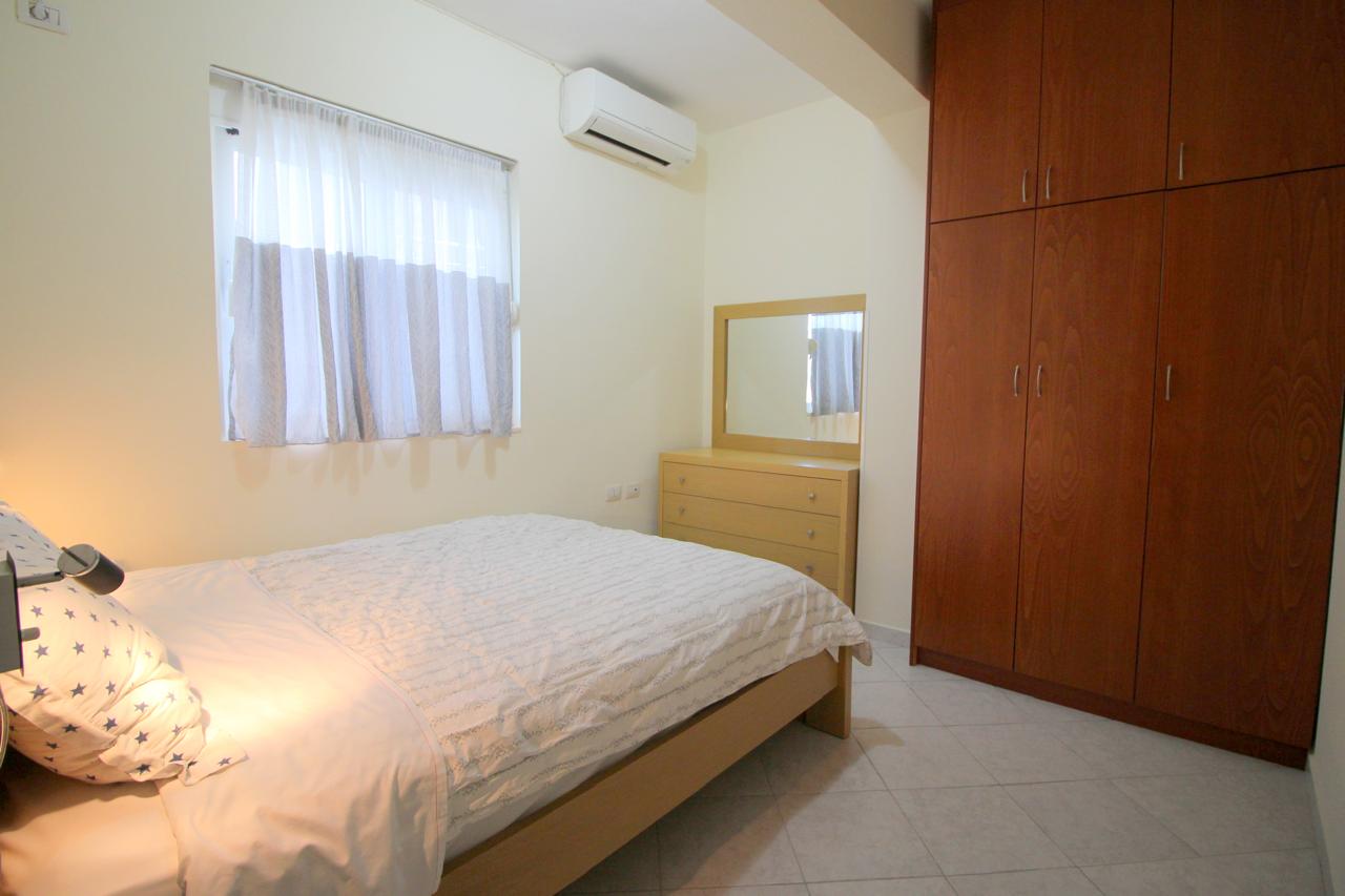 Saranda Point - Blue Apartment